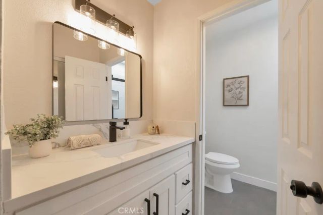 27039 Rio Prado Dr, Valencia, CA 91354