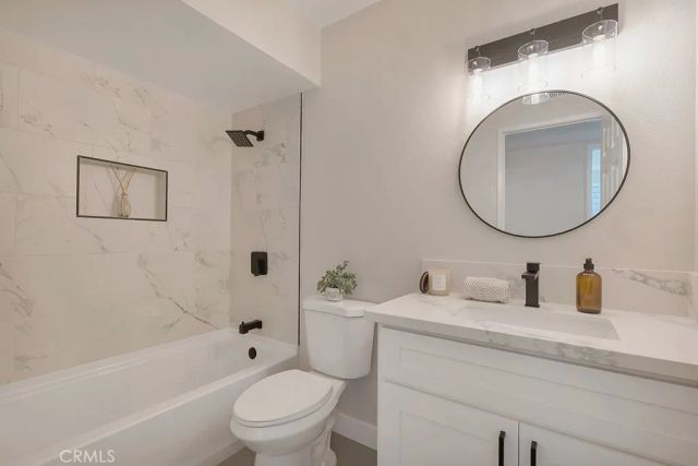 27039 Rio Prado Dr, Valencia, CA 91354