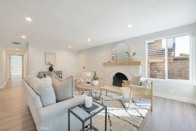 27039 Rio Prado Dr, Valencia, CA 91354