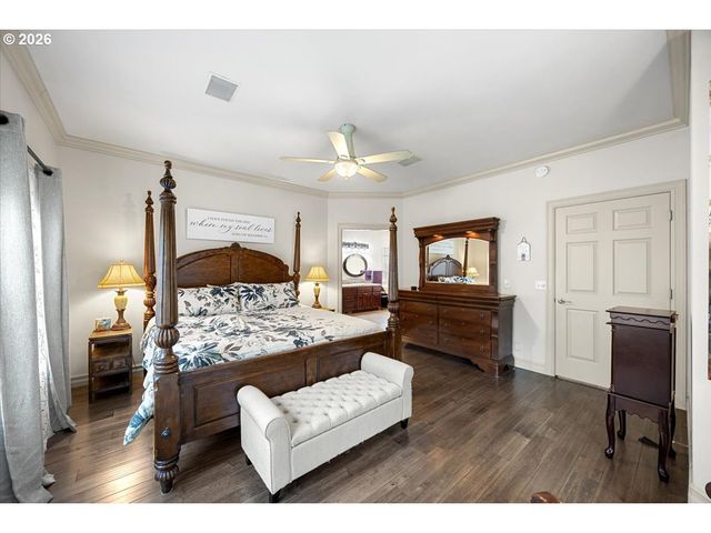 1700 Nw AVERY St, Roseburg, OR 97471