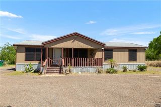 9816 N Cesar Chavez N Road, Edinburg, TX 78542