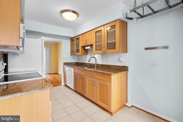 12406 GOODERHAM WAY, North Potomac, MD 20878