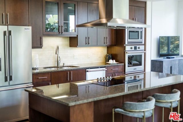 10700 Wilshire Boulevard 609, Los Angeles, CA 90024