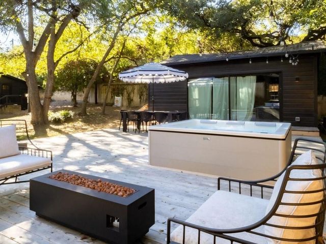 315 E Live Oak ST, Austin, TX 78704