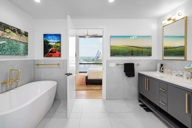 70 Rainey ST 1306, Austin, TX 78701