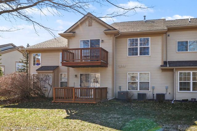 153 S Vista, Auburn Hills, MI 48326