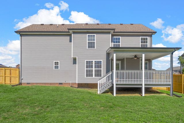 1544 Hattie Ln, Clarksville, TN 37042