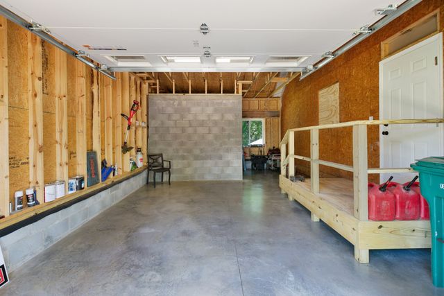 1129 McDonough Cir, Thompsons Station, TN 37179