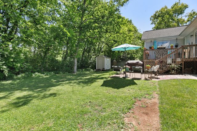 1129 McDonough Cir, Thompsons Station, TN 37179