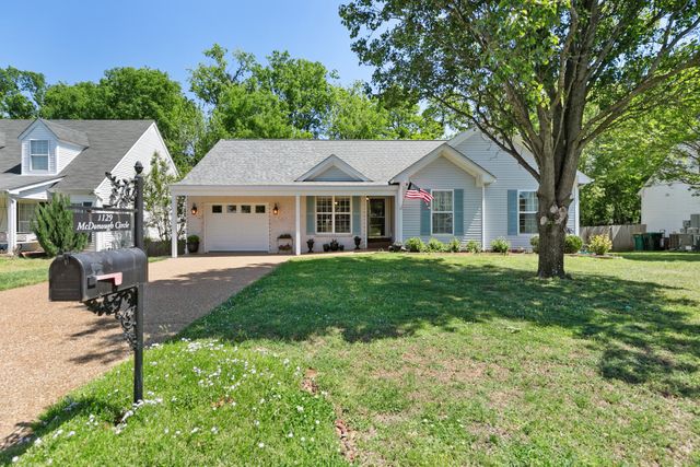 1129 McDonough Cir, Thompsons Station, TN 37179