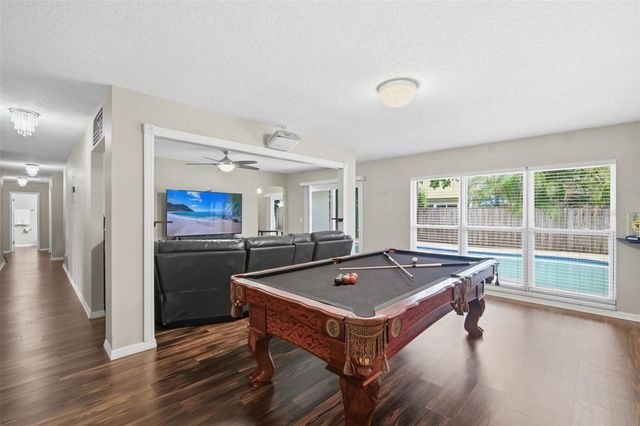 7327 SUNSHINE CIRCLE, Tampa, FL 33634
