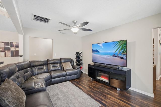 7327 SUNSHINE CIRCLE, Tampa, FL 33634