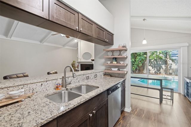 7327 SUNSHINE CIRCLE, Tampa, FL 33634