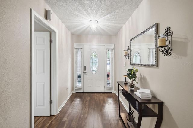 7327 SUNSHINE CIRCLE, Tampa, FL 33634
