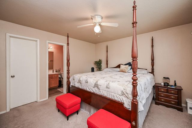 19533 Richland Springs Drive, Houston, TX 77073