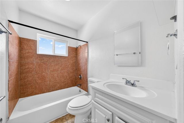 1118 S Exmoor, Compton, CA 90220