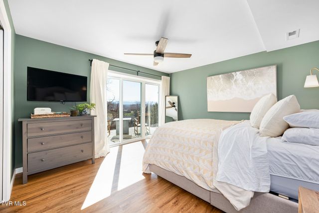 1212 Rocky Hollow Road, Jonesborough, TN 37659