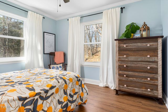 1212 Rocky Hollow Road, Jonesborough, TN 37659