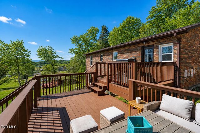 1212 Rocky Hollow Road, Jonesborough, TN 37659