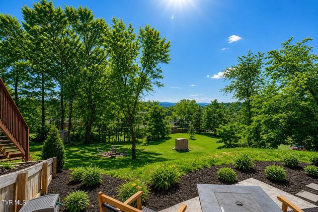 1212 Rocky Hollow Road, Jonesborough, TN 37659