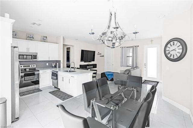 2531 70th AVE NE, Naples, FL 34120