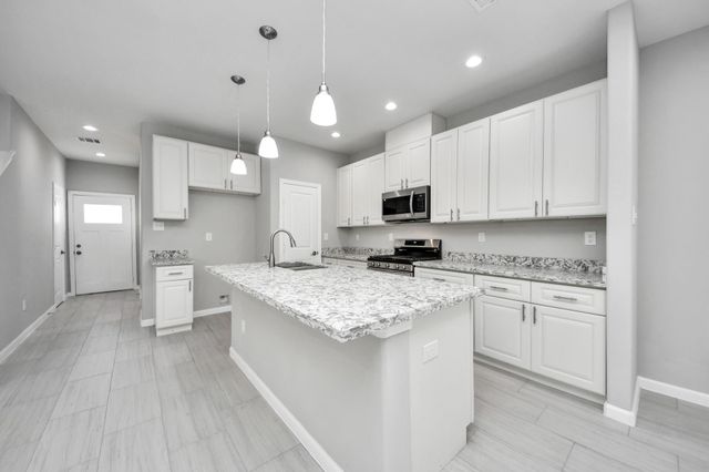 4011 Elmwood Street, Houston, TX 77051