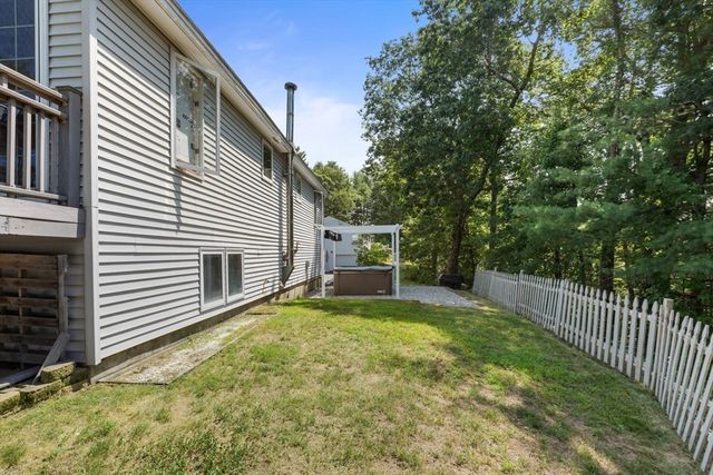4 Cross Road, Brookline, NH 03033