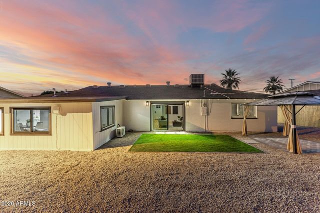 1515 N SAGUARO Drive, Tempe, AZ 85288