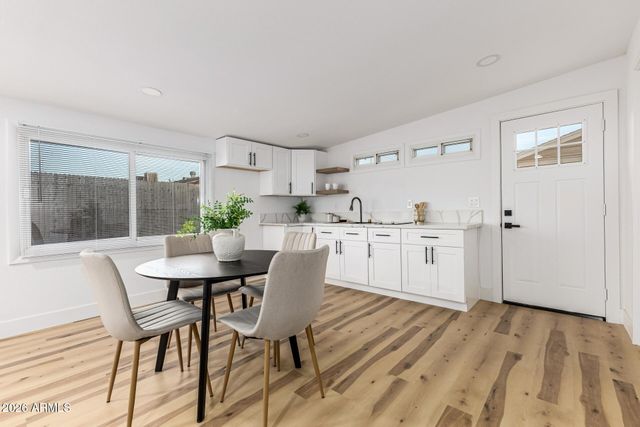 1515 N SAGUARO Drive, Tempe, AZ 85288