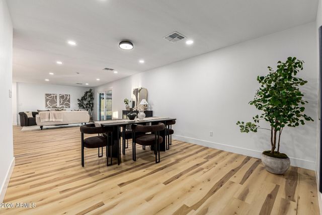 1515 N SAGUARO Drive, Tempe, AZ 85288