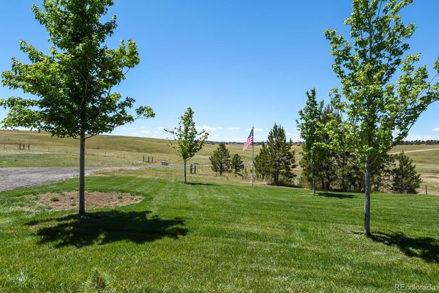 6200 Canyon Trail, Elizabeth, CO 80107