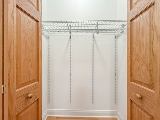 6411 W Irving Park Road 2, Chicago, IL 60634