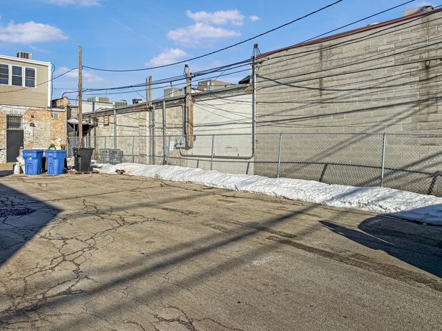 6411 W Irving Park Road 2, Chicago, IL 60634