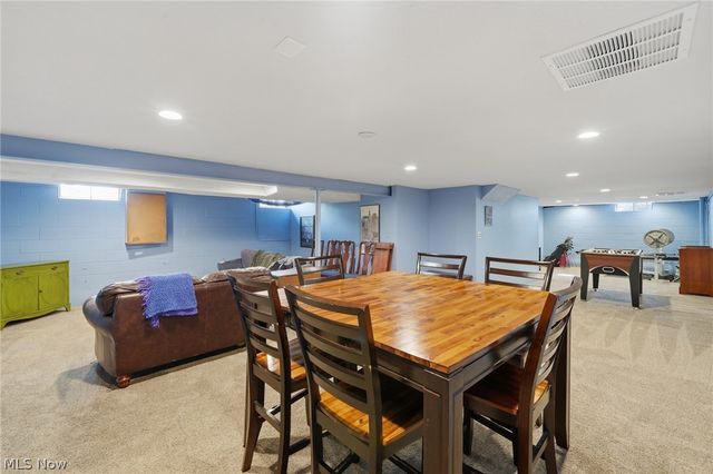 613 Welshire Drive, Bay Village, OH 44140