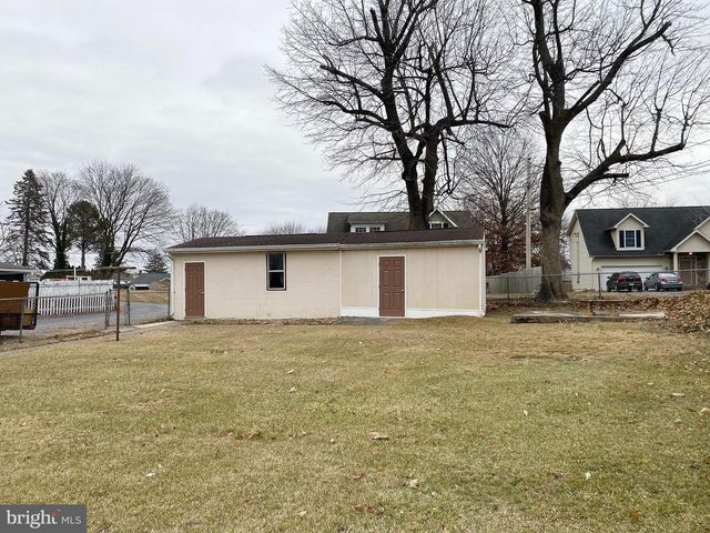 796 CLEVELAND AVE, Chambersburg, PA 17201