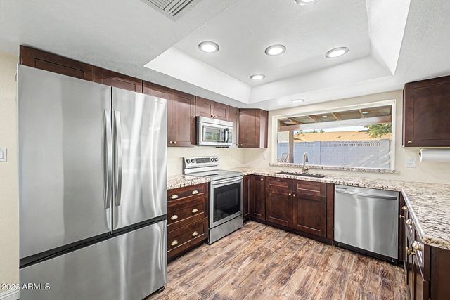 5503 W CINNABAR Avenue, Glendale, AZ 85302