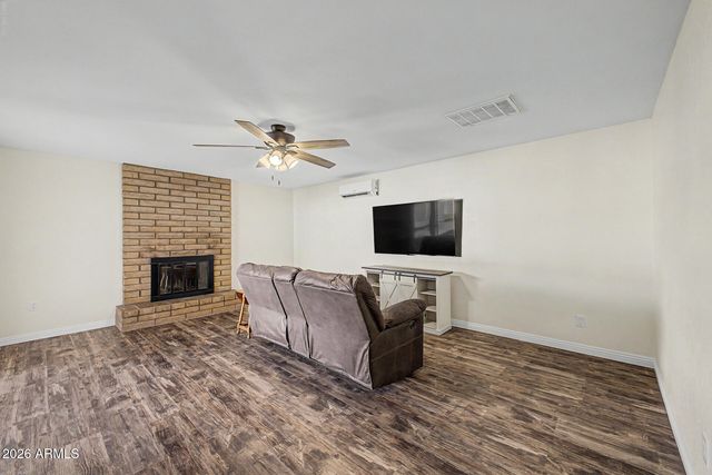 5503 W CINNABAR Avenue, Glendale, AZ 85302