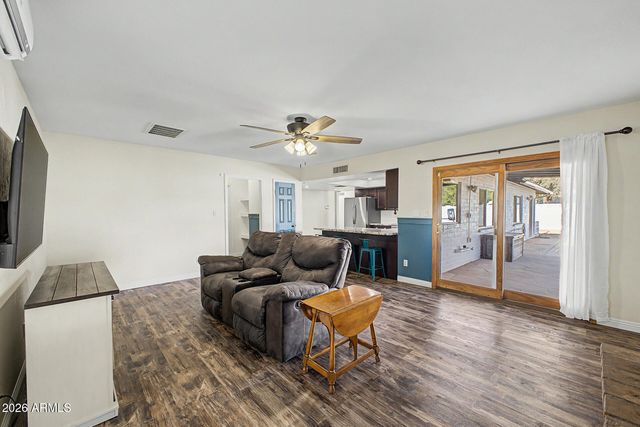5503 W CINNABAR Avenue, Glendale, AZ 85302