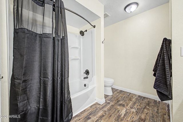 5503 W CINNABAR Avenue, Glendale, AZ 85302