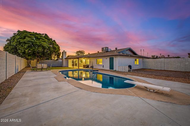 5503 W CINNABAR Avenue, Glendale, AZ 85302