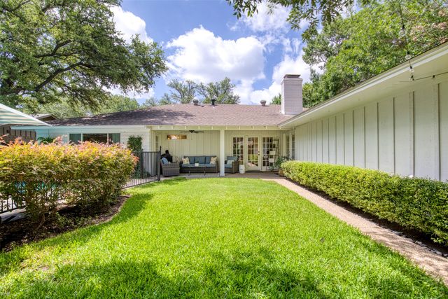 4829 Harvest Hill Road, Dallas, TX 75244