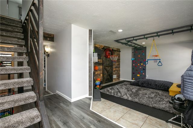 8318 Kellydale Street NW, Massillon, OH 44646