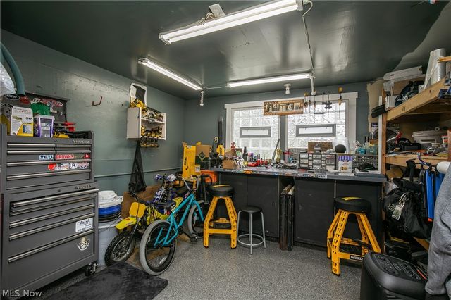 8318 Kellydale Street NW, Massillon, OH 44646