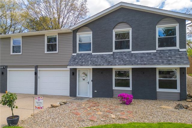 8318 Kellydale Street NW, Massillon, OH 44646