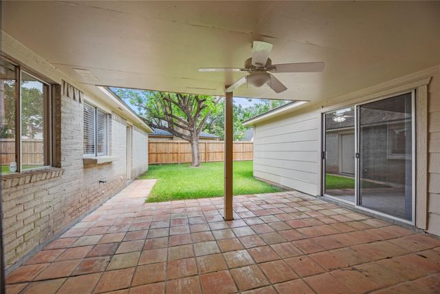 6931 Sandy Knolls Drive, Spring, TX 77379