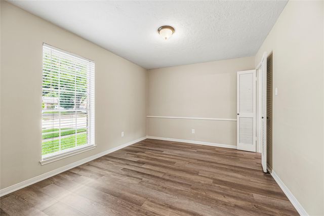 6931 Sandy Knolls Drive, Spring, TX 77379