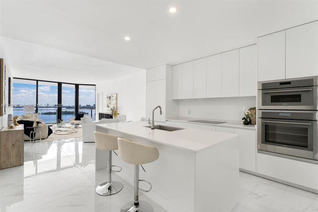 700 NE 24th Street 1005, Miami, FL 33137