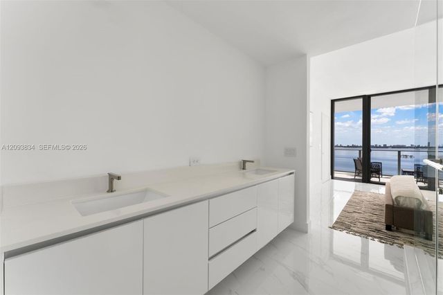 700 NE 24th Street 1005, Miami, FL 33137