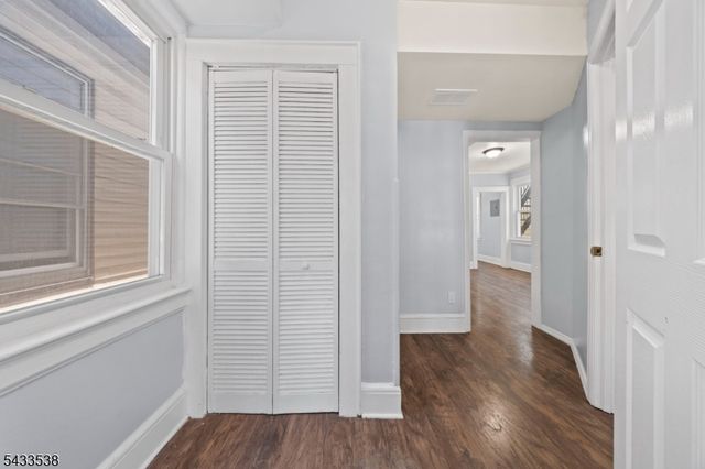 134 Dewey St, Newark City, NJ 07112