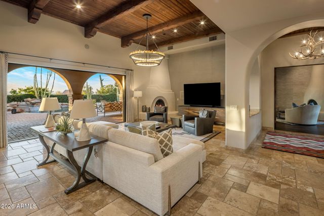 14121 E MONTGOMERY Court, Scottsdale, AZ 85262